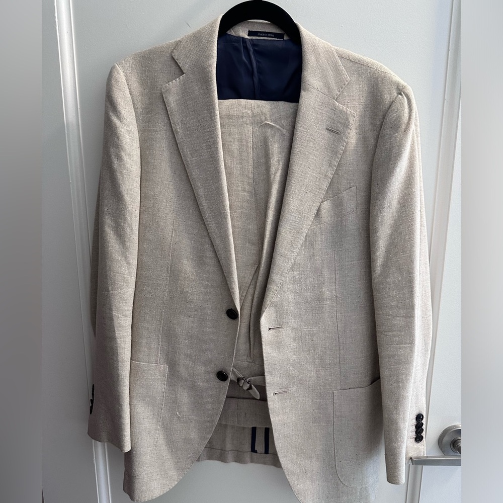 Suit Supply beige linen suit